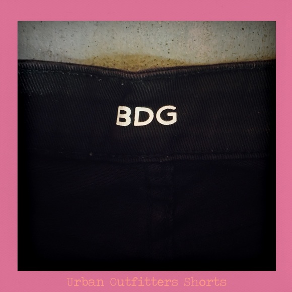 Urban Outfitters Shorts - Picture 2 of 3